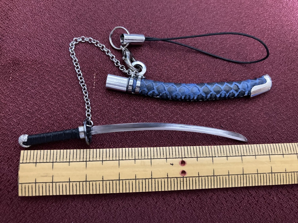手作り日本刀ストラップ「縹雪」