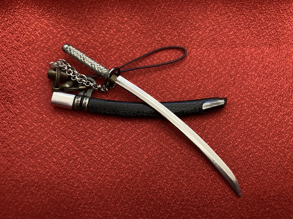 手作り日本刀ストラップ 黒羊革鞘