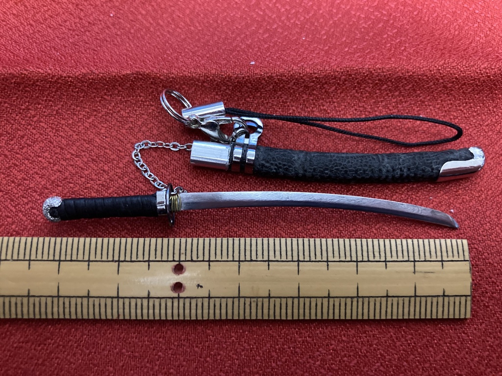 手作り日本刀ストラップ ゾウ革鞘(希少レザー)