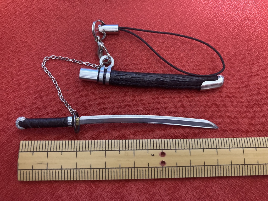 手作り日本刀ストラップ クマ革鞘(希少レザー)