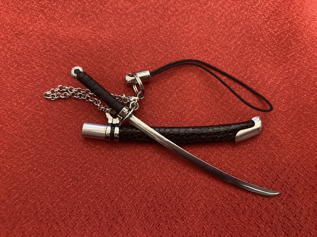 手作り日本刀ストラップ ダチョウ脚革鞘(希少レザー)