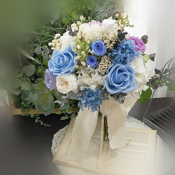 【オーダーメイド】クラッチブーケ(ブートニア付き)