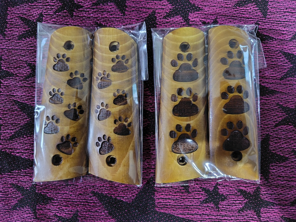 Carbon8 CO2ガスブロM45用グリップ(肉球猫)