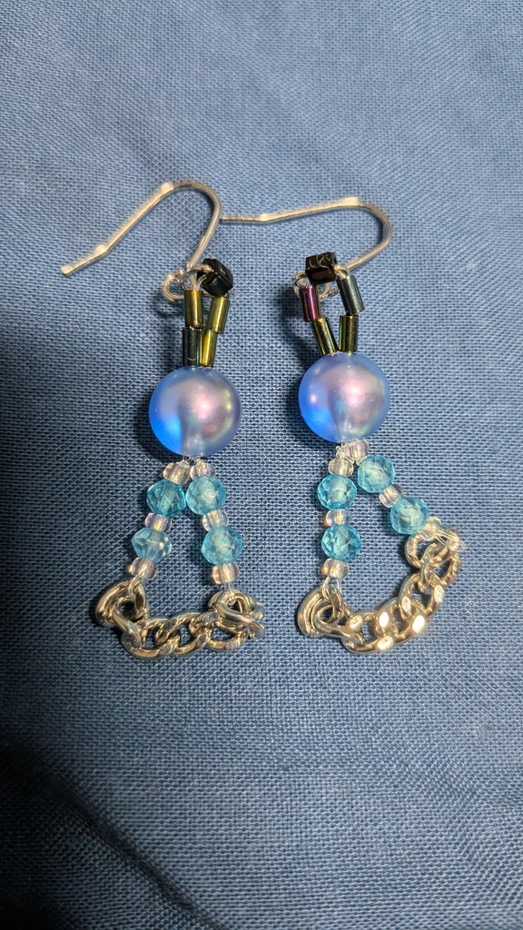 河原木桃香イメージ天然石ピアス / イヤリング
