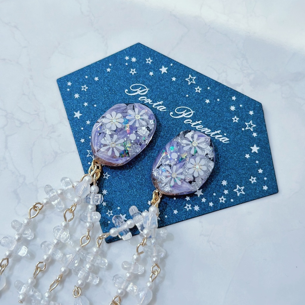 レースフラワーの耳飾り