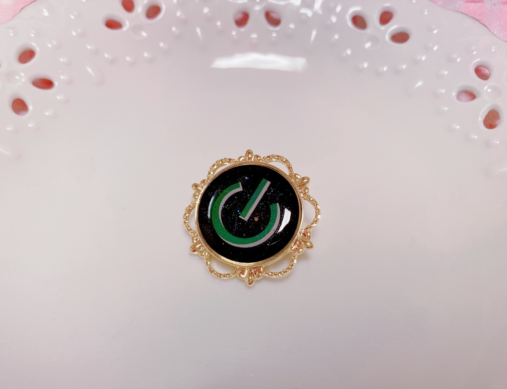 ペニーのブローチ