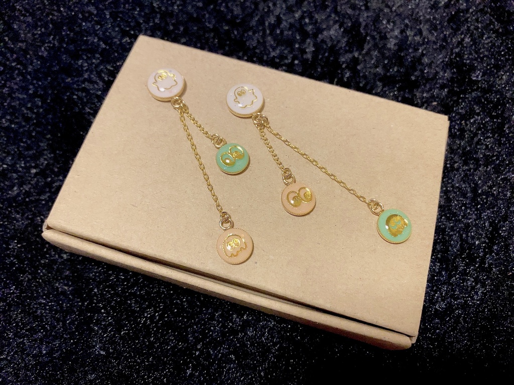 ゆらゆらおばけのハロウィンの耳飾り