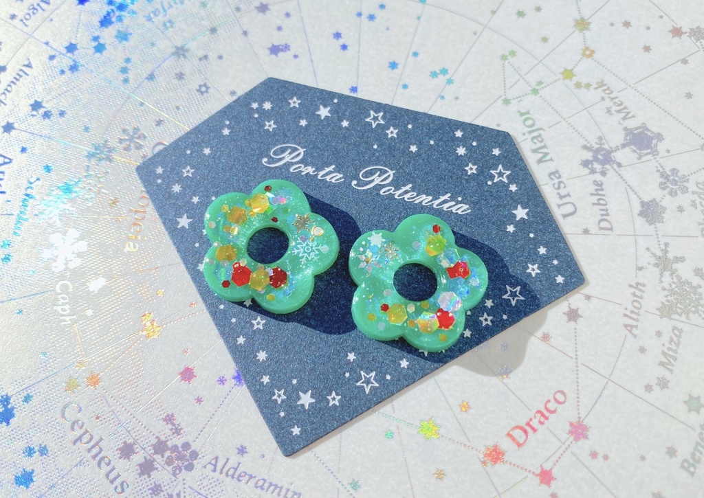 クリスマスホリデーの耳飾り