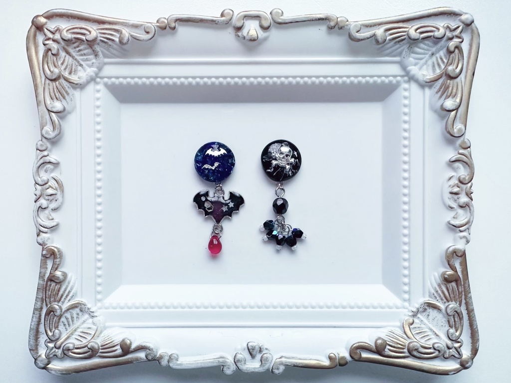 コウモリとドクロのハロウィンな耳飾り