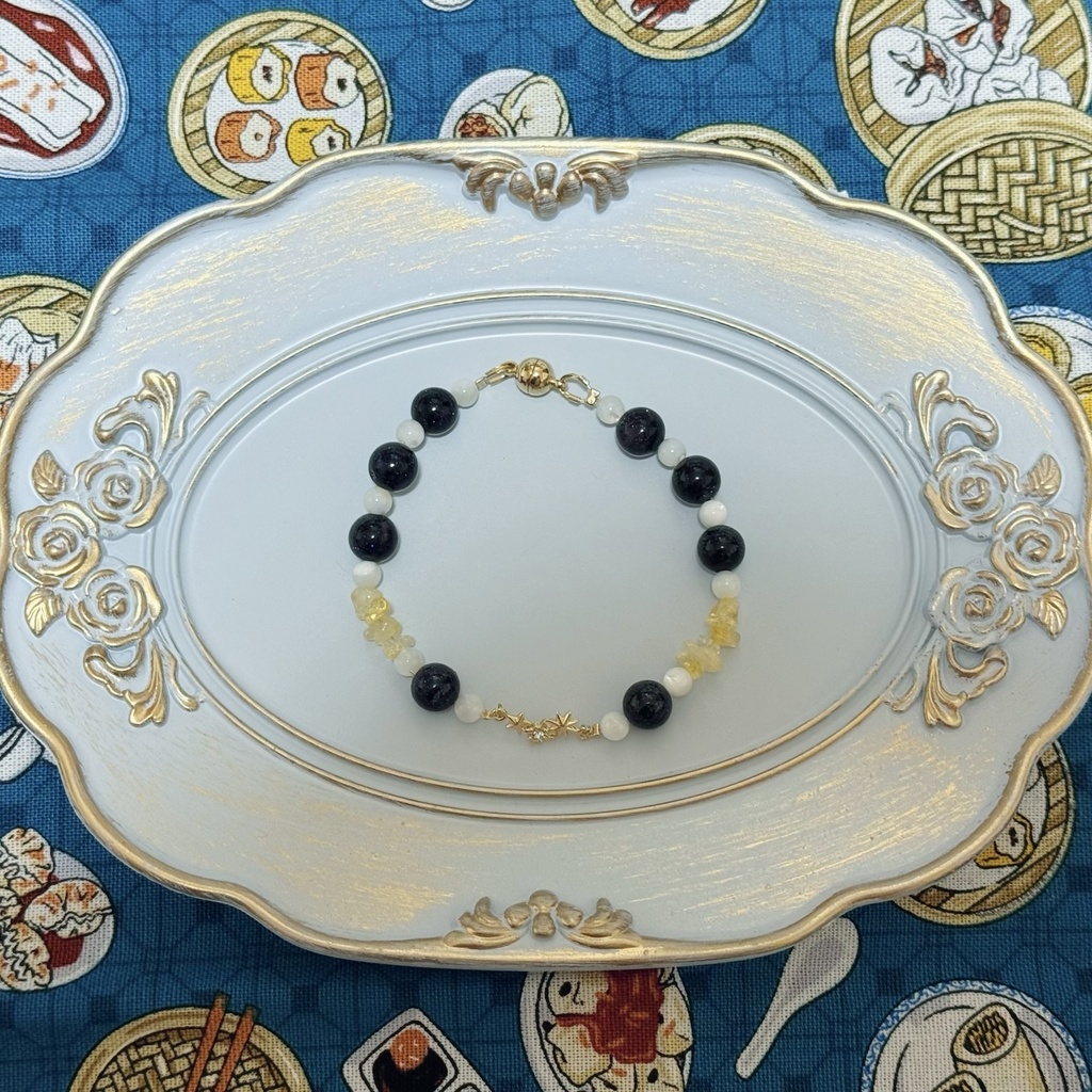 アステシアモチーフのストーンブレスレット（連星）