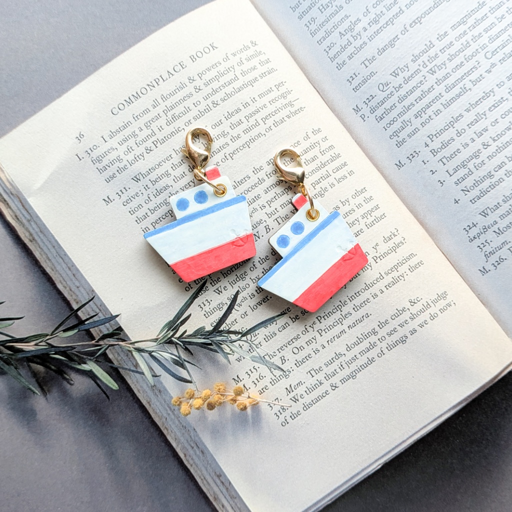 【ぬいのためのお守り】迷子札*おもちゃの船【スライド式】