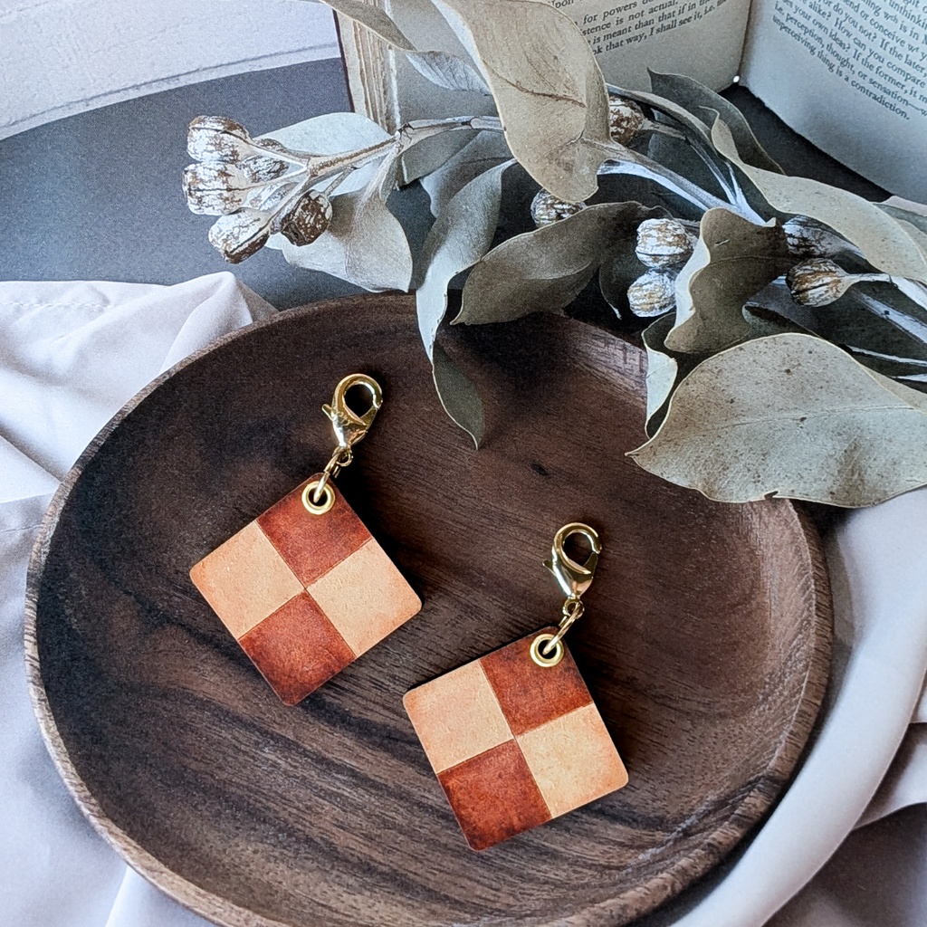 【ぬいのためのお守り】迷子札*ビスケット【スライド式】