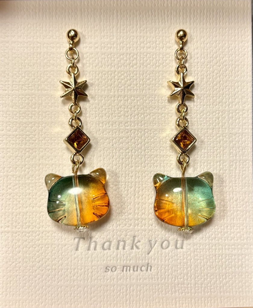 猫の日　🍷イメージイヤリング・ピアス