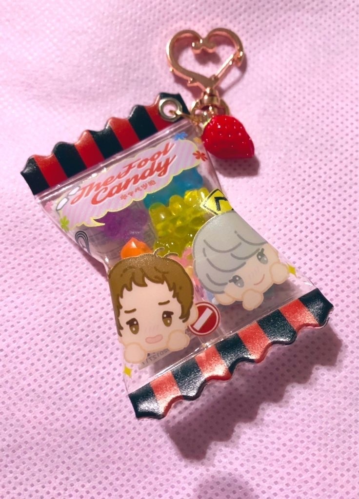 P4足主　キャンディ袋キーホルダー