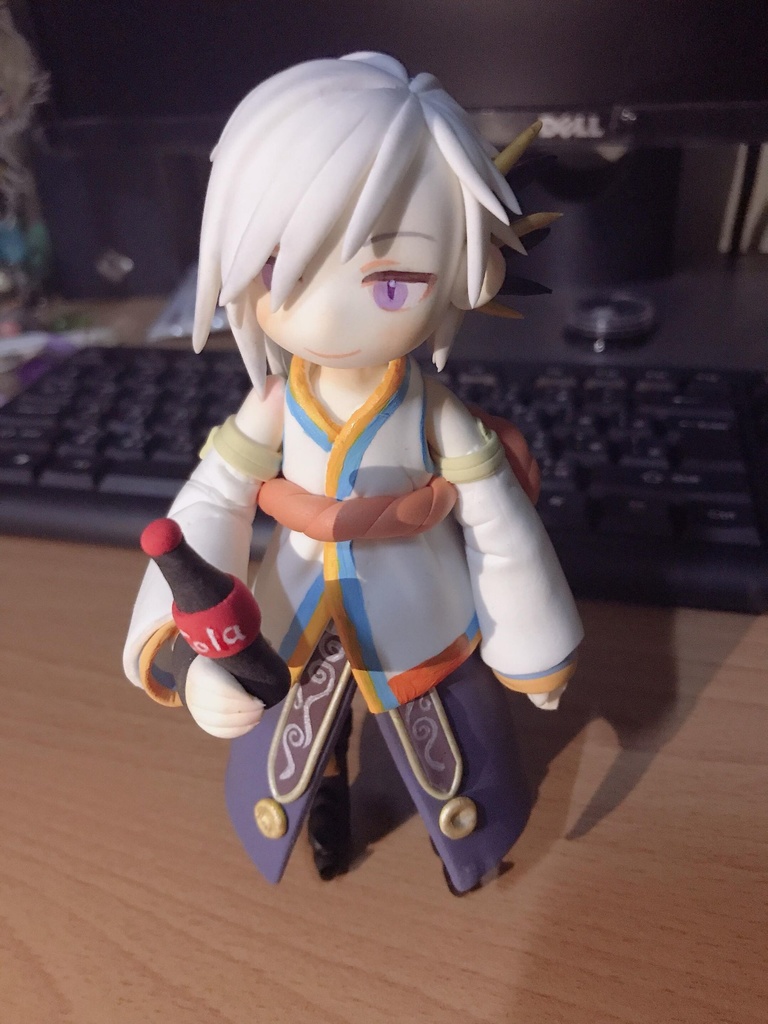 今依頼受け付けていません・紙粘土のフィギュア