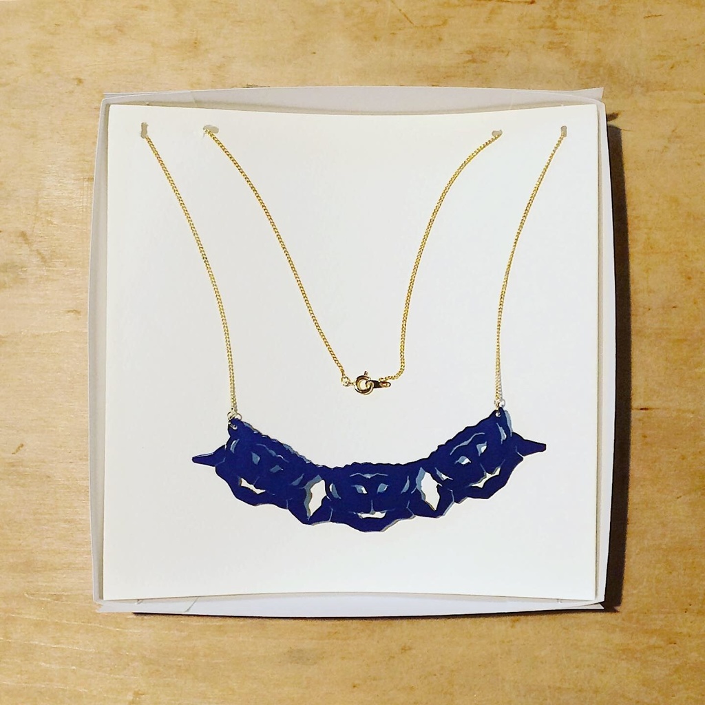 恐竜ペンダント