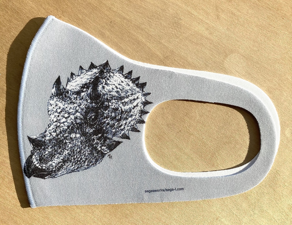 30%OFFセール!トリケラトプス抗菌マスク(おまけペーパー付き)