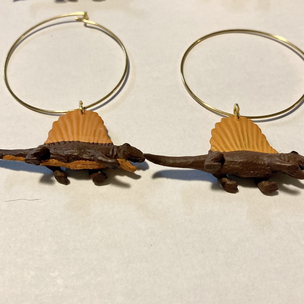 ディメトロドンピアス