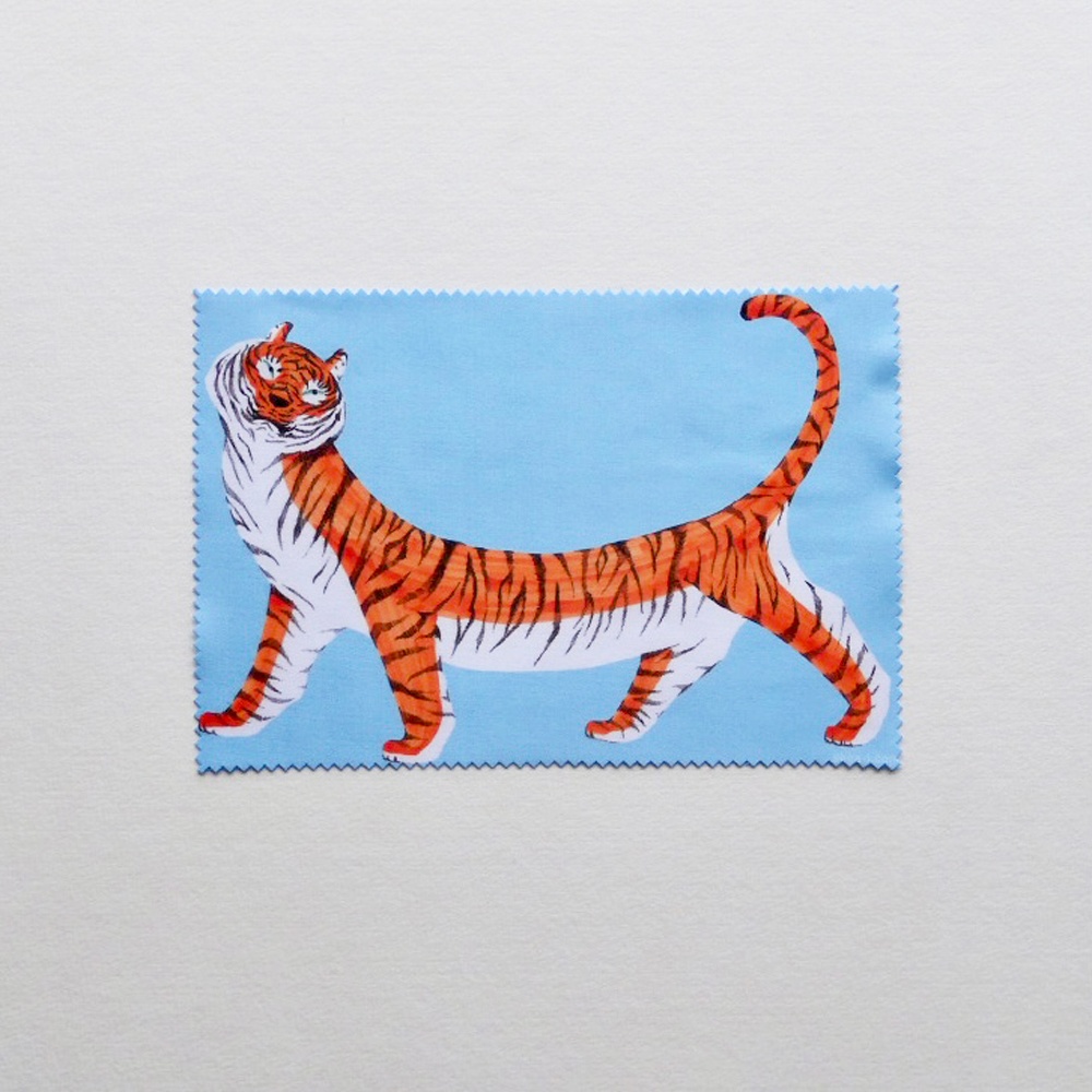 トラのメガネ拭き