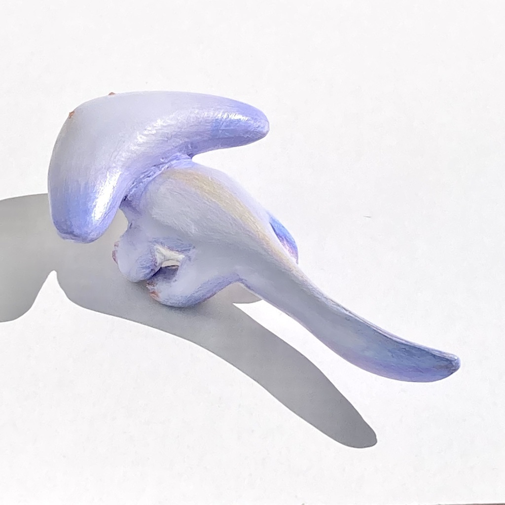 ファンシーディプロカウルス彫刻小作品