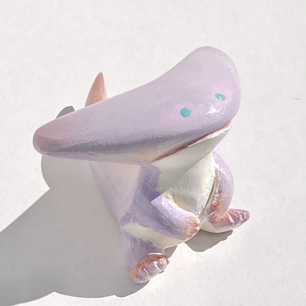 ファンシーディプロカウルス彫刻小作品