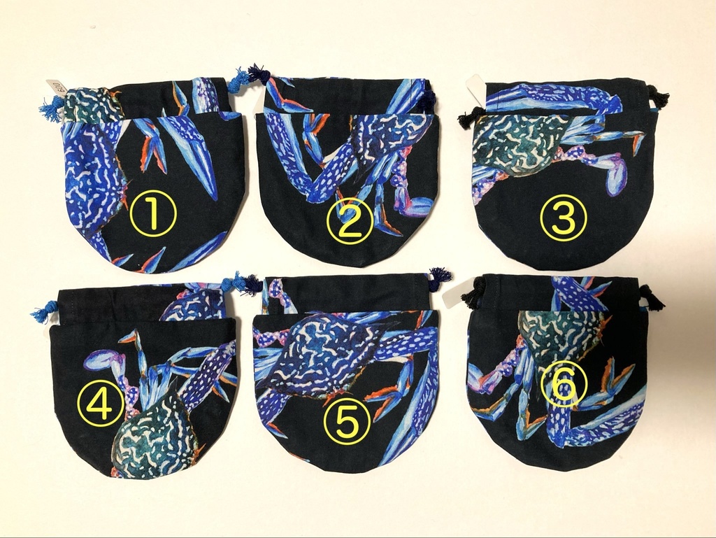 タイワンガザミ柄 小丸巾着ポーチ