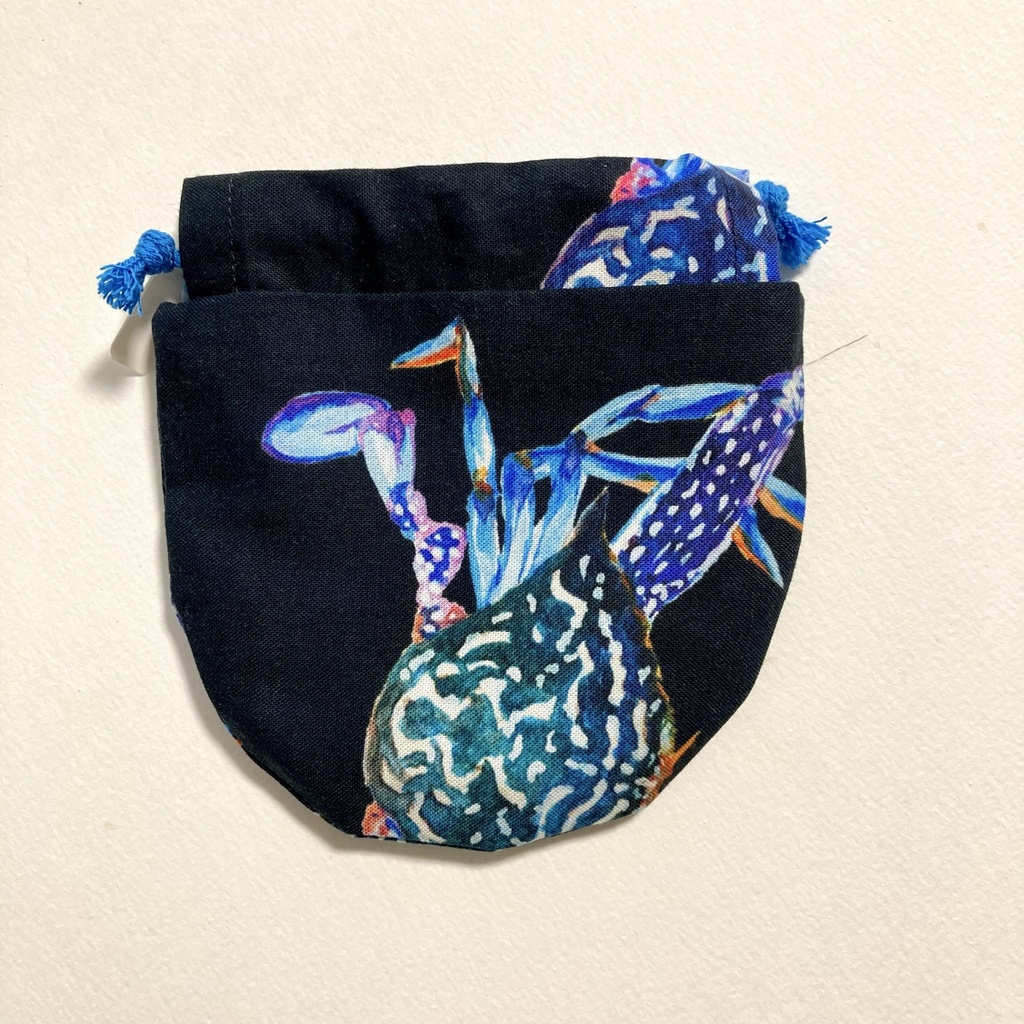 タイワンガザミ柄 小丸巾着ポーチ
