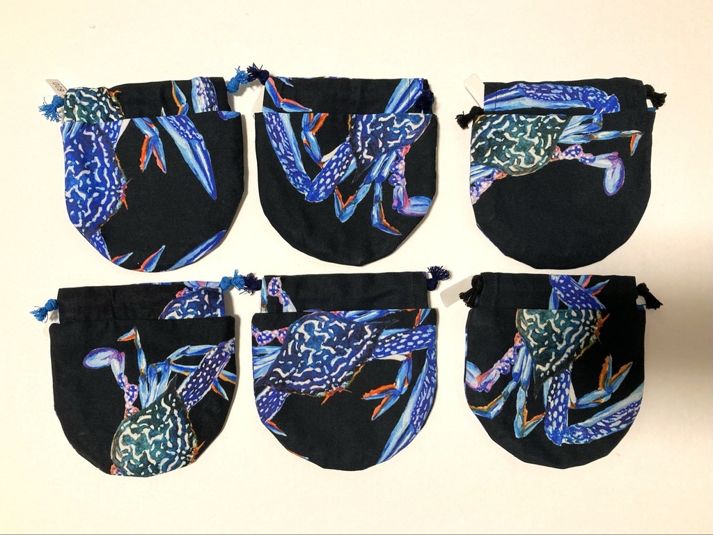 タイワンガザミ柄 小丸巾着ポーチ