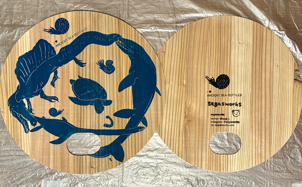 海の古生物　木製丸団扇