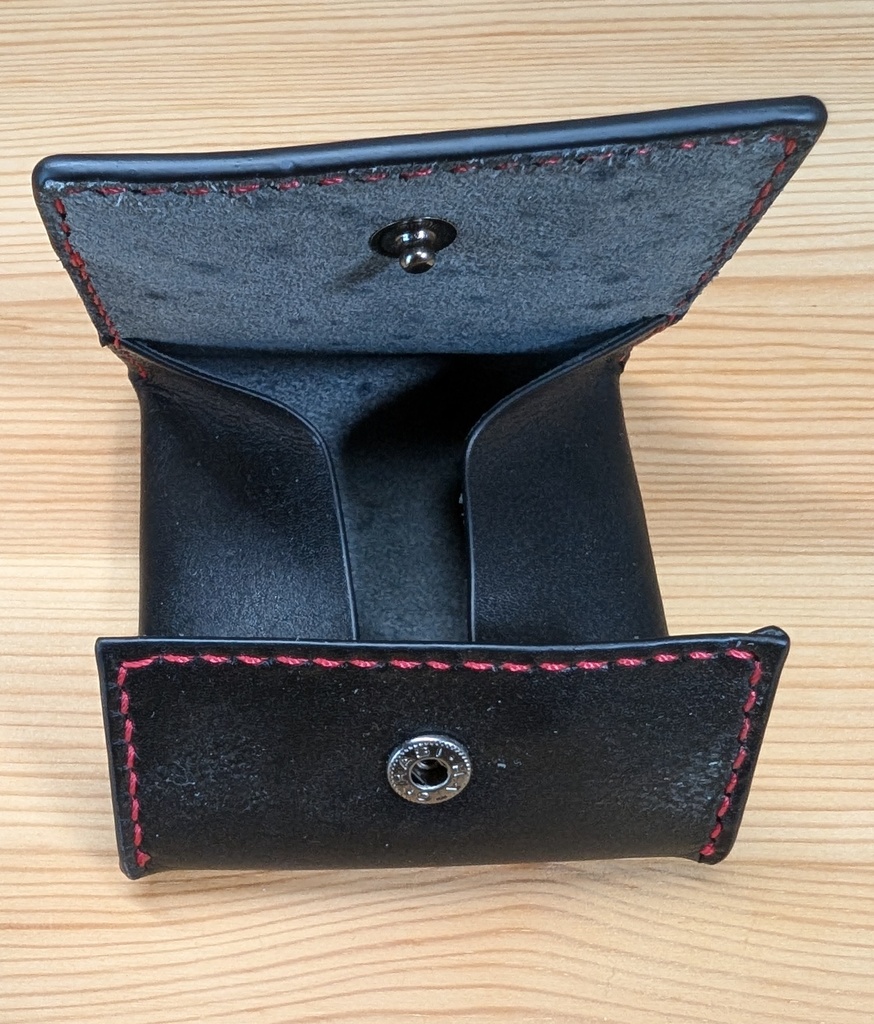 【非公式】推しの押し印入り本革コインケース(大神ミオ)ver.2