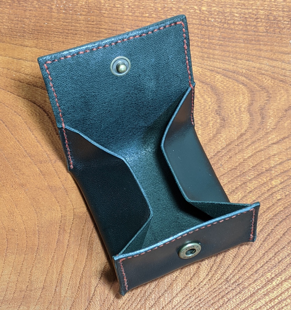 【非公式】推しの押し印入り本革コインケース(白上フブキ 黒化)