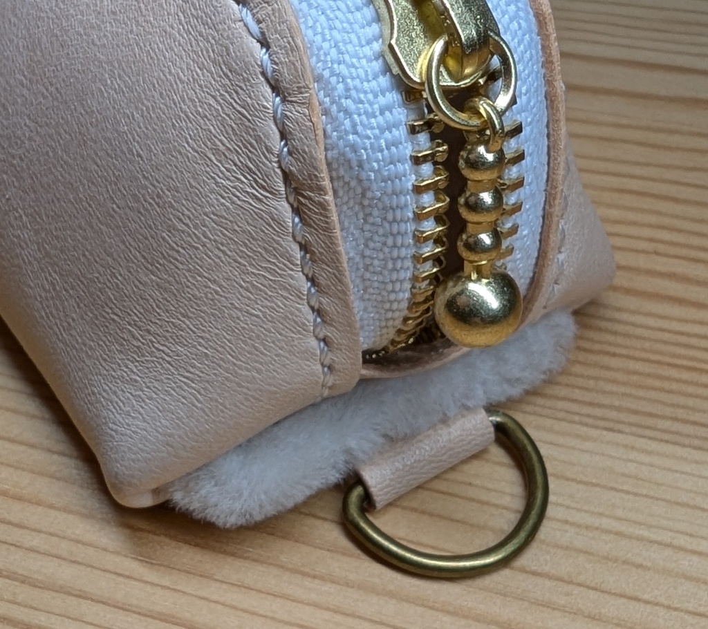 【非公式】推しの押し印入り本革ペンケースver.2(角巻わため)