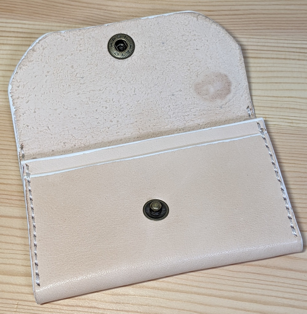 【非公式】推しの押し印入り本革名刺入れ(角巻わため)