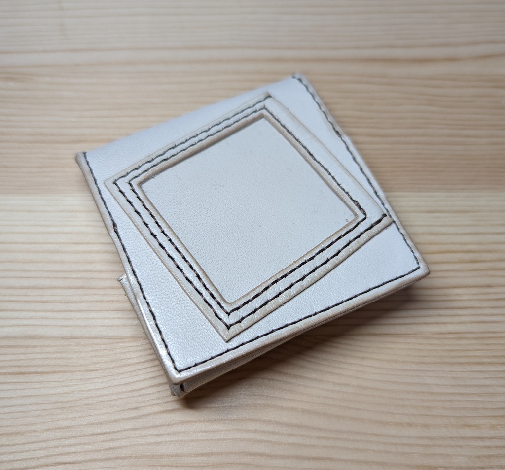 推し活本革コインケース