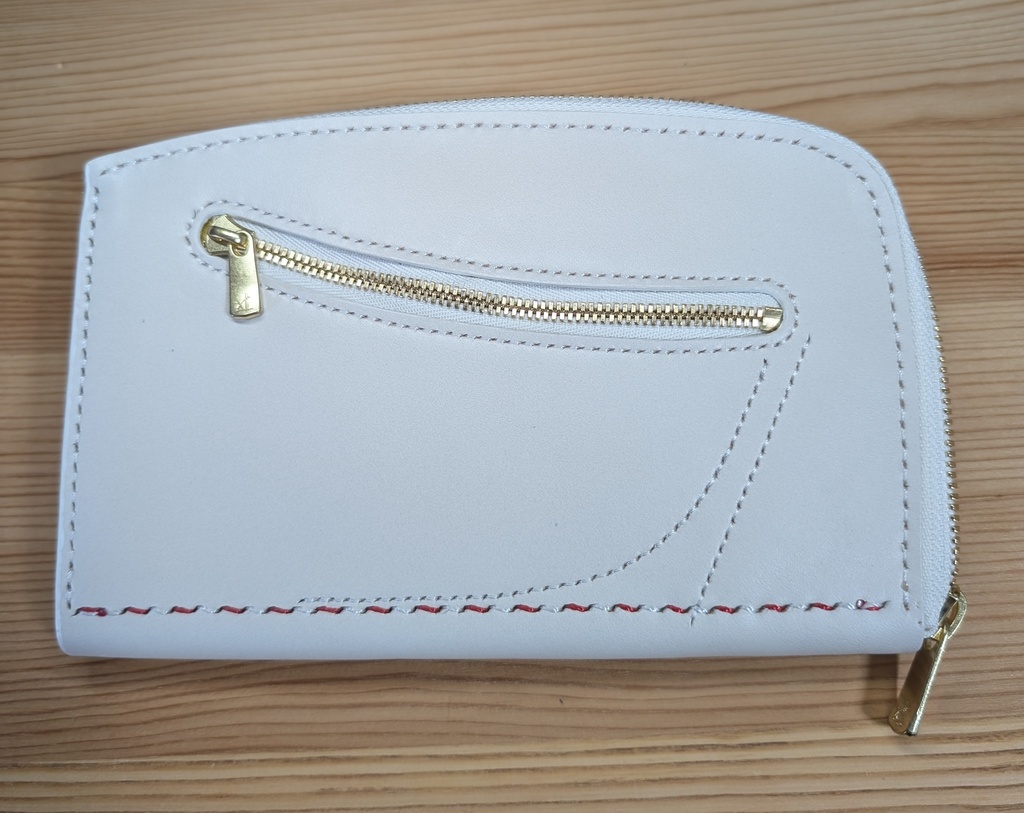 【非公式】さくらみこ推し35PカラーL字ファスナー財布