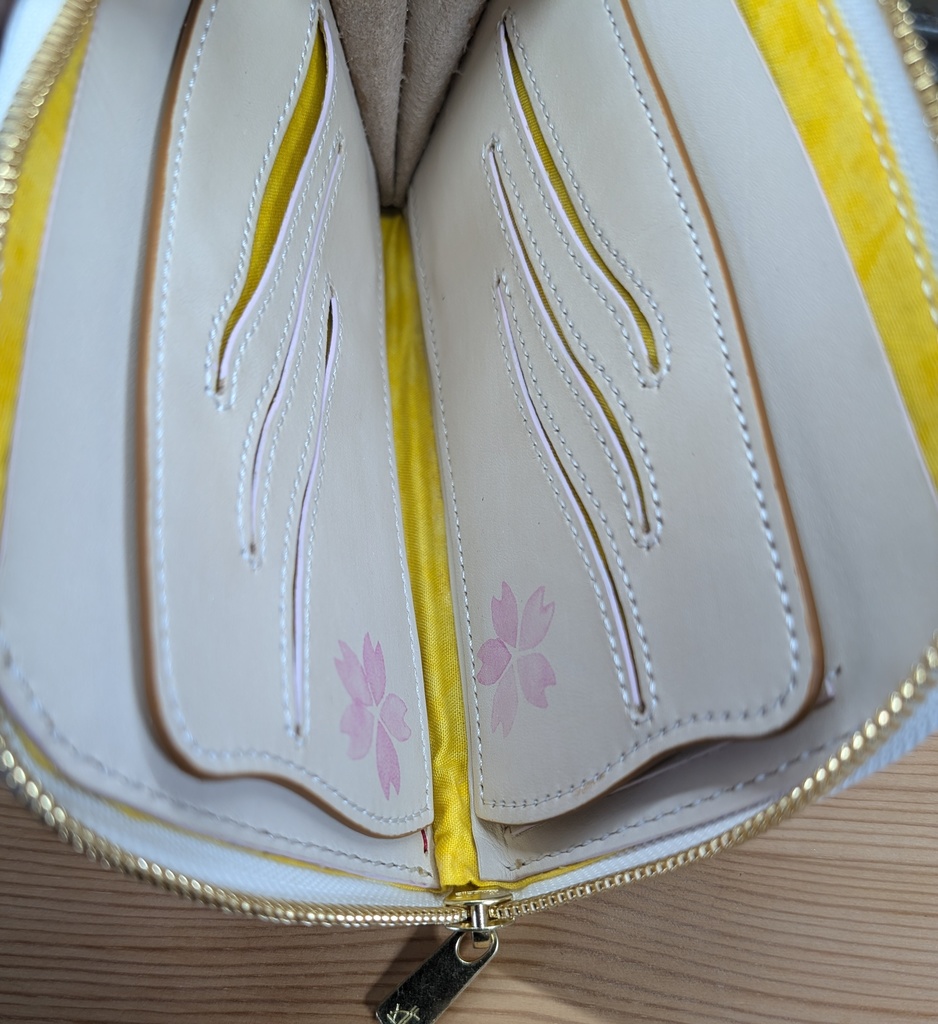 【非公式】さくらみこ推し35PカラーL字ファスナー財布