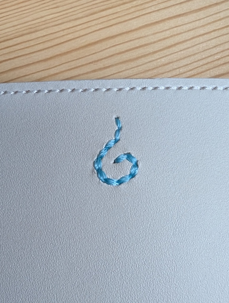 【非公式】さくらみこ推し35Pカラー本革二つ折り財布