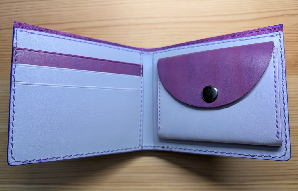 【非公式】猫又おかゆ推し押印本革二つ折り財布