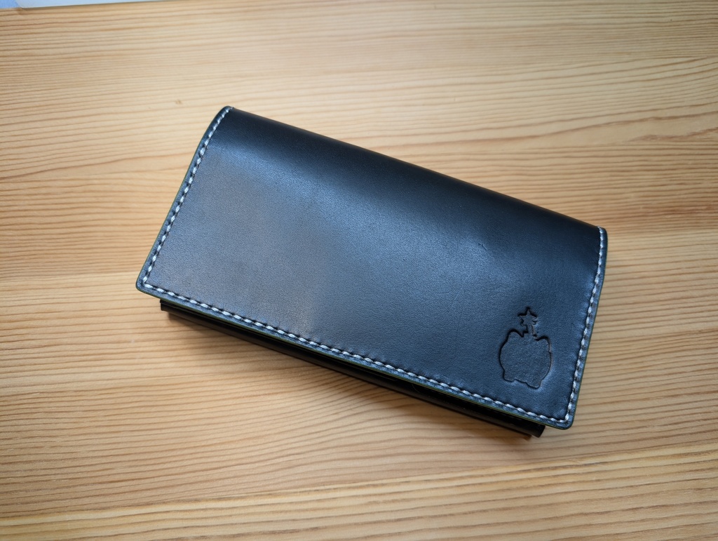 【非公式】推しの押印付き本革コンパクト長財布（獅白ぼたんver））