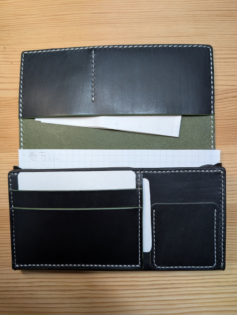 【非公式】推しの押印付き本革コンパクト長財布(獅白ぼたんver))