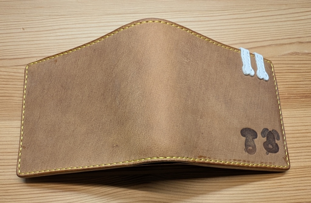 【非公式】戌神ころね推し押印入り本革イタリアンレザー二つ折り財布