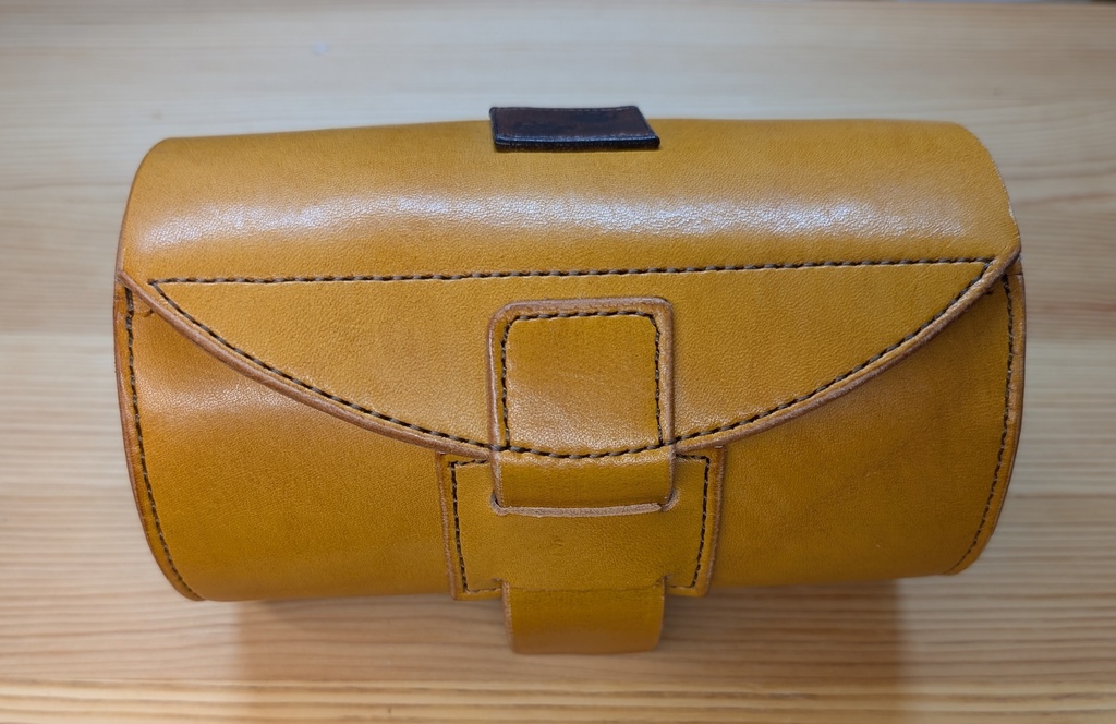 年末感謝セール 本革サドルバック