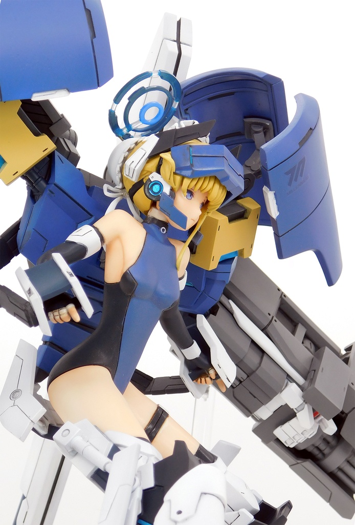 飛鳥馬トキ システム:アビ・エシュフ