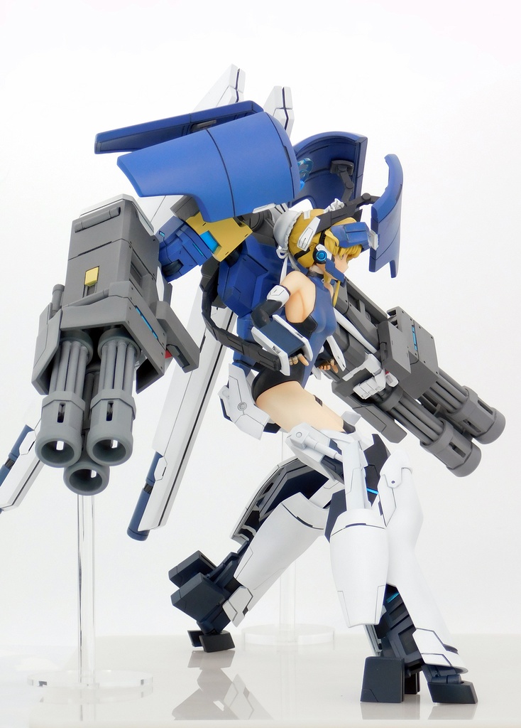 飛鳥馬トキ システム:アビ・エシュフ