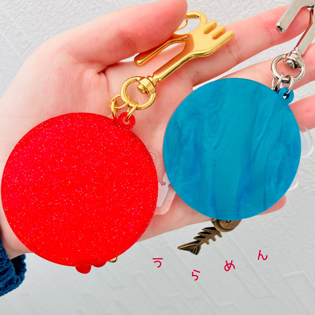 お皿のアクキーセット🍽