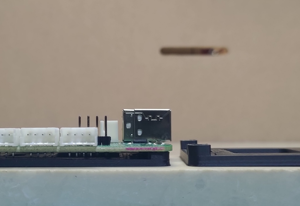 薄型 Brook Fighting Board マウンター