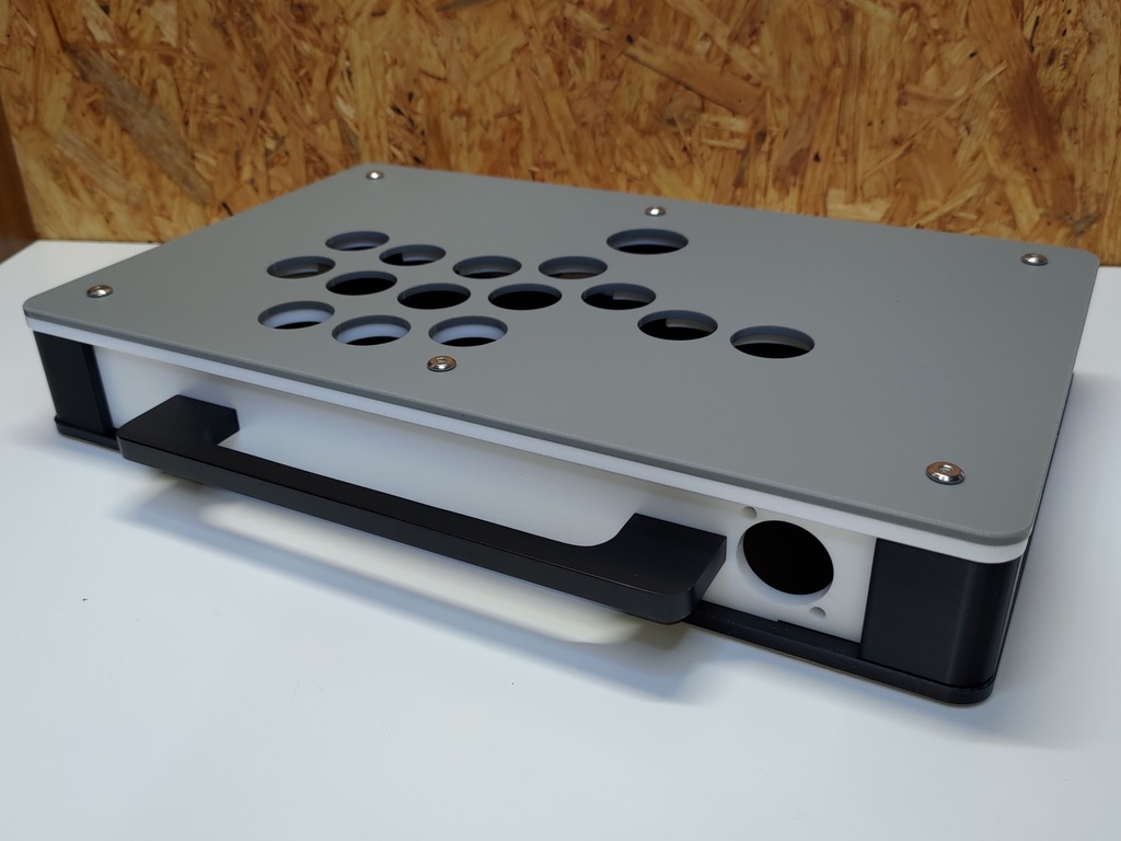 (グレー+ホワイト)コンパクトレバーレスケース(中サイズ)マウンター付き