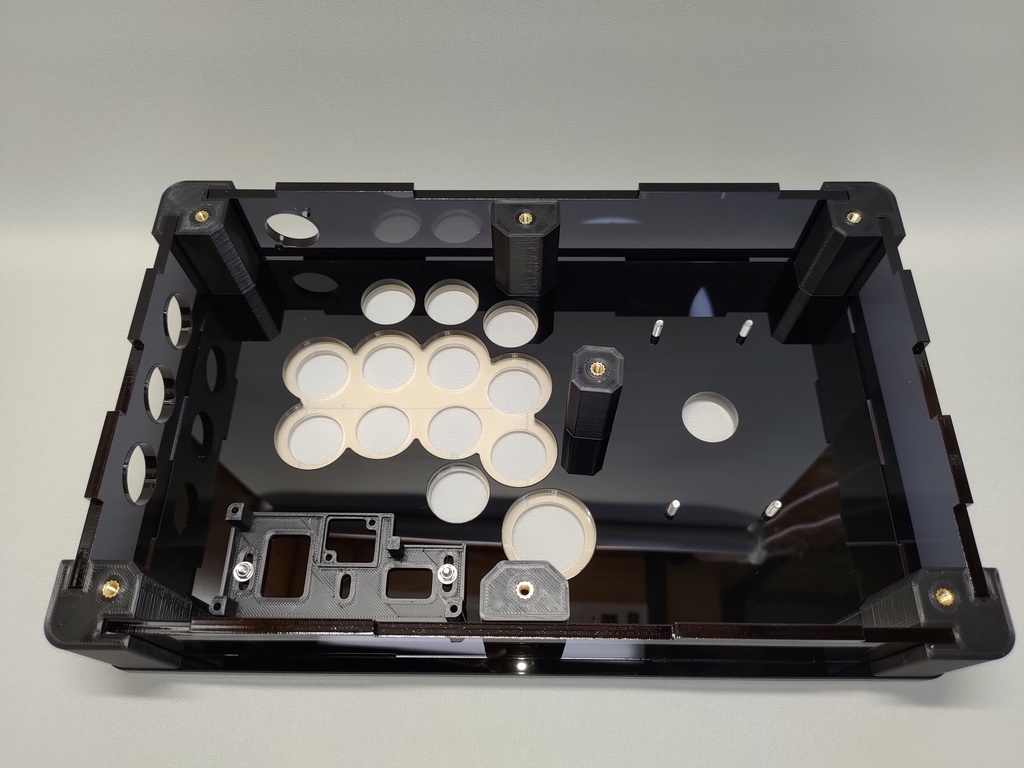 中型24mmボタン仕様コンパクトアケコンケース高さ45mm(中サイズ)ストッパー式メカクシキャップ2個付き