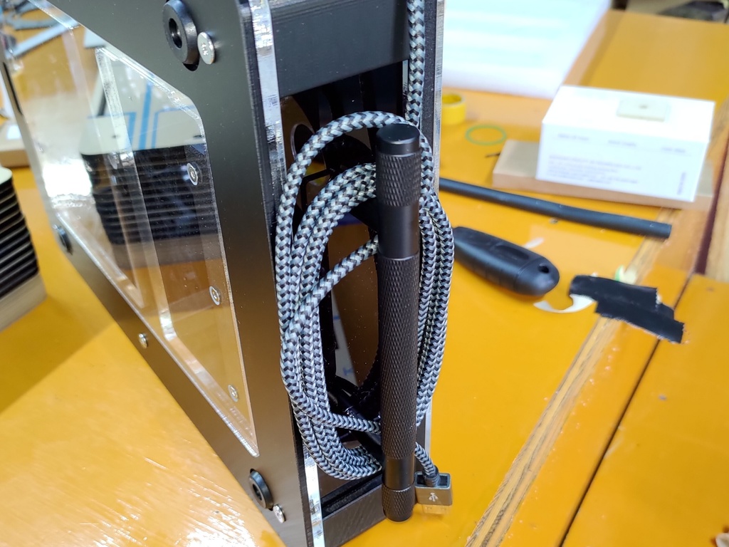 中型ケース用取っ手