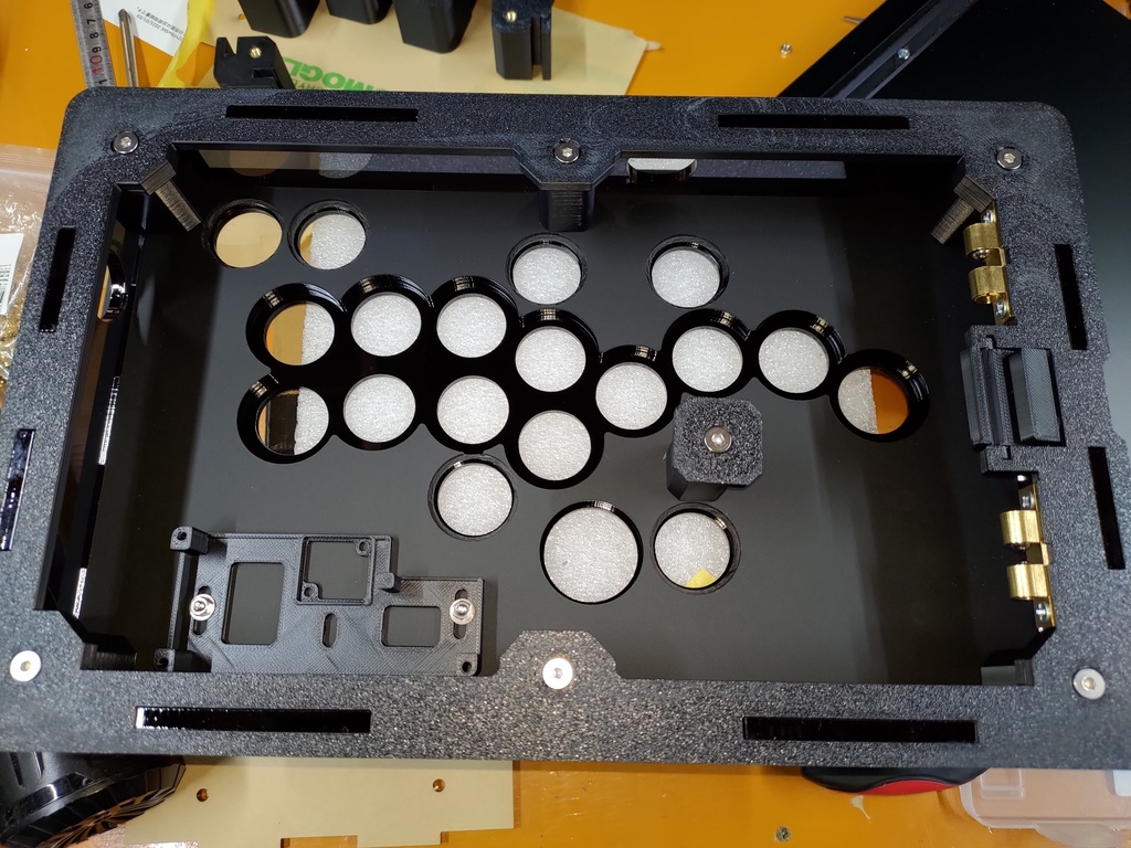 中型多ボタンレバーレスタイプ2(ストッパー式メカクシキャップ3個付き)